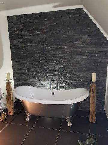 Bathroom feature lighting installed by Reed Electrical